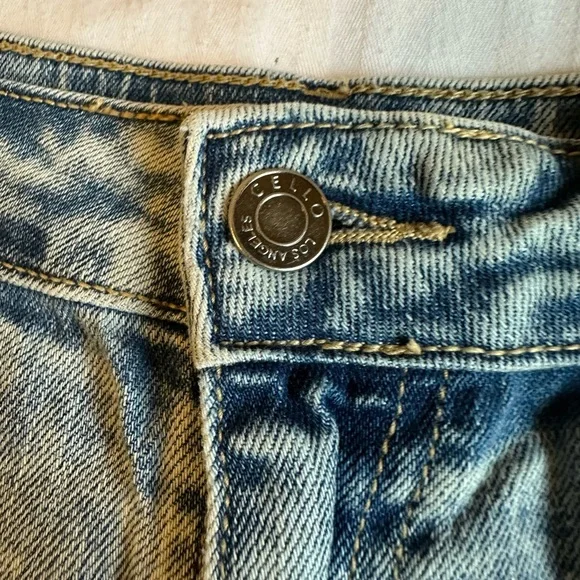 Cello Blue Jean Shorts Distressed Frayed Hem - Picture 2 of 7